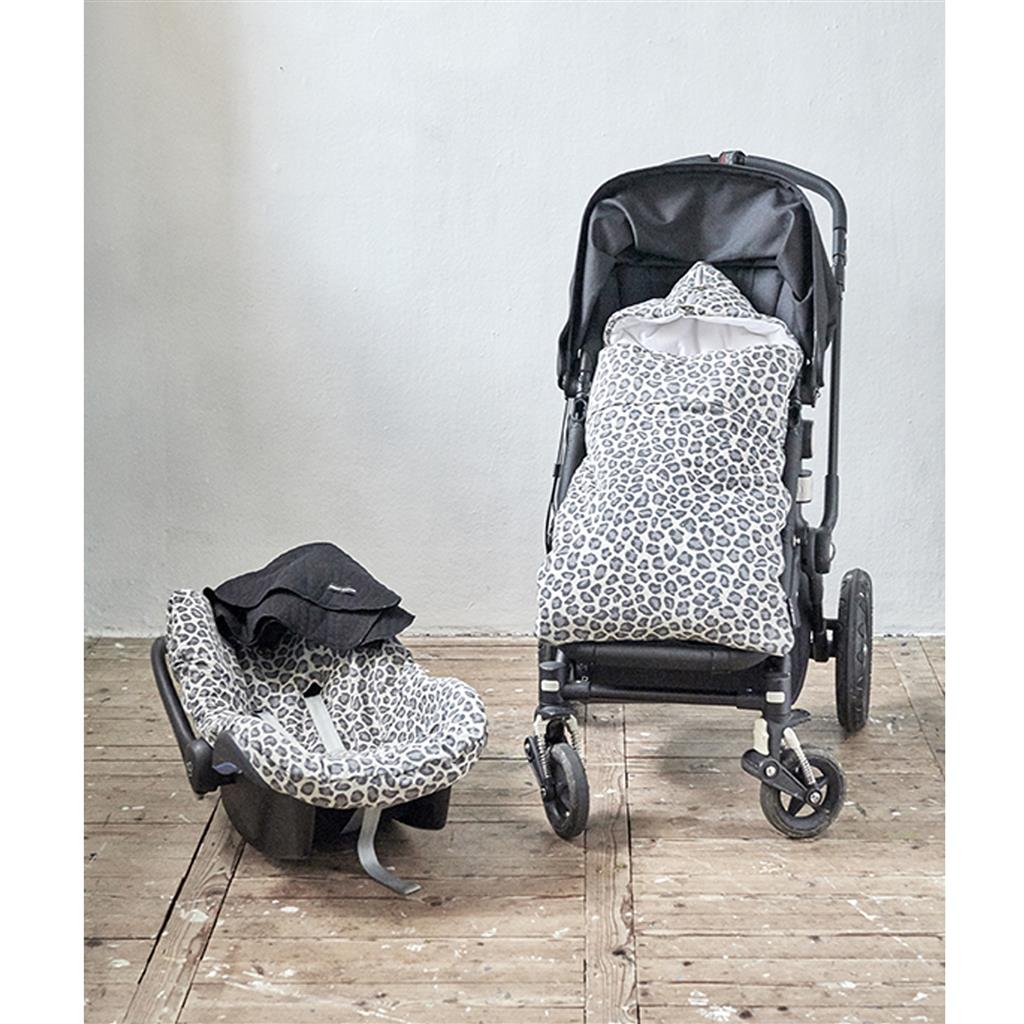 *Autostoelhoes (rocky leopard)