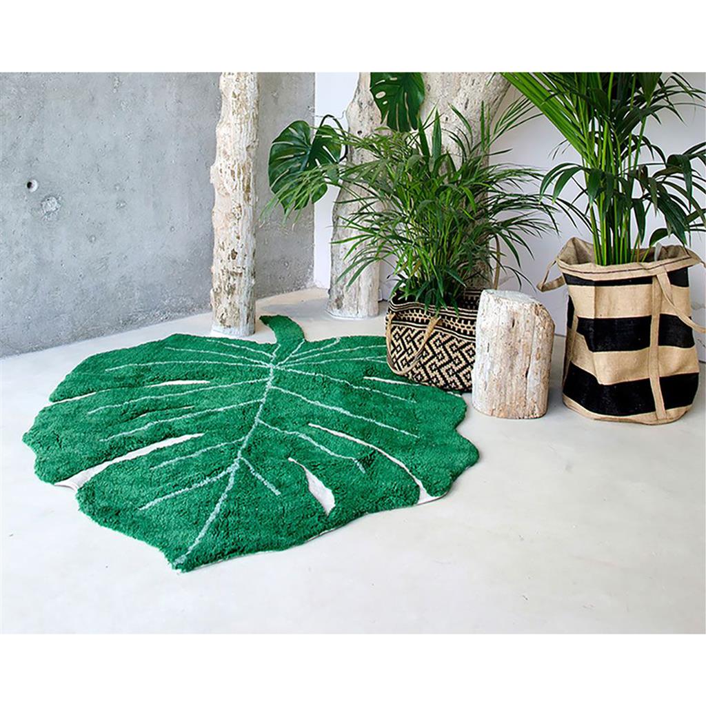 Carpet monstera leaf