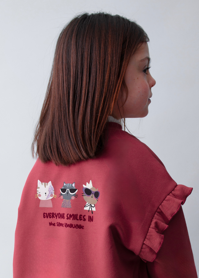 Sweater met ruffle mouwen