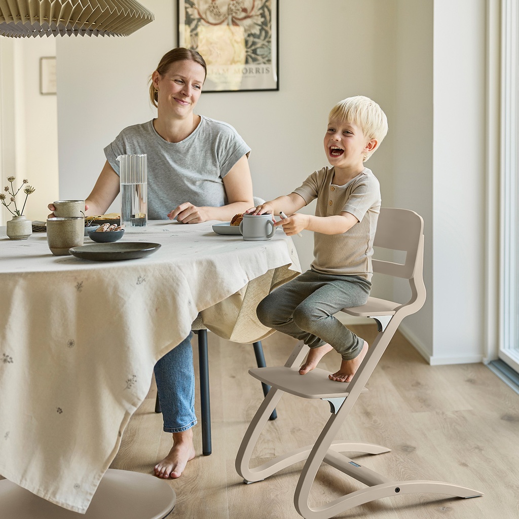 Eetstoel - meegroeiende kinderstoel