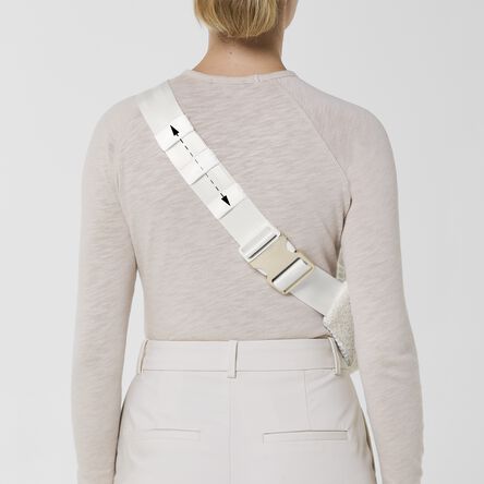 Heuptas belt bag bouclé