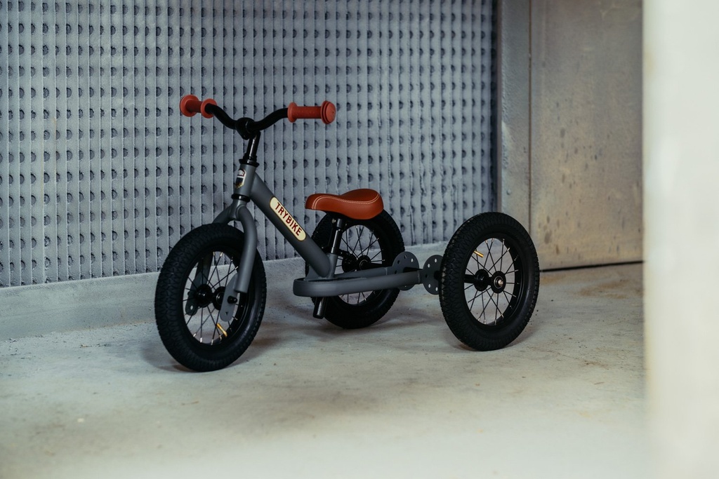 Trike Kit met zwarte banden – van loopfiets naar driewieler