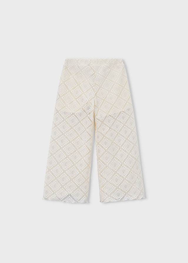 Broek in haakwerkstijl