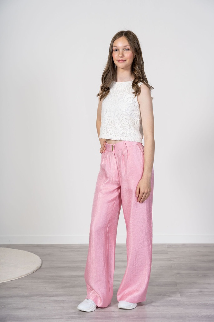 Broek Mirror