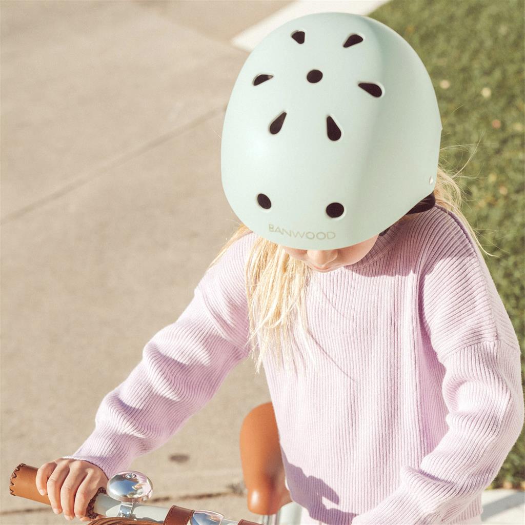 Bicycle helmet (new)