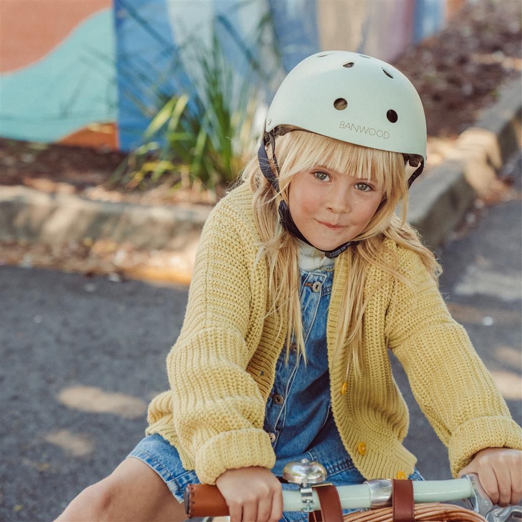 Bicycle helmet (new)