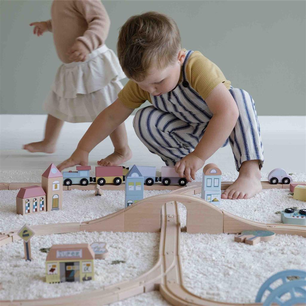 Train track city (starter kit)