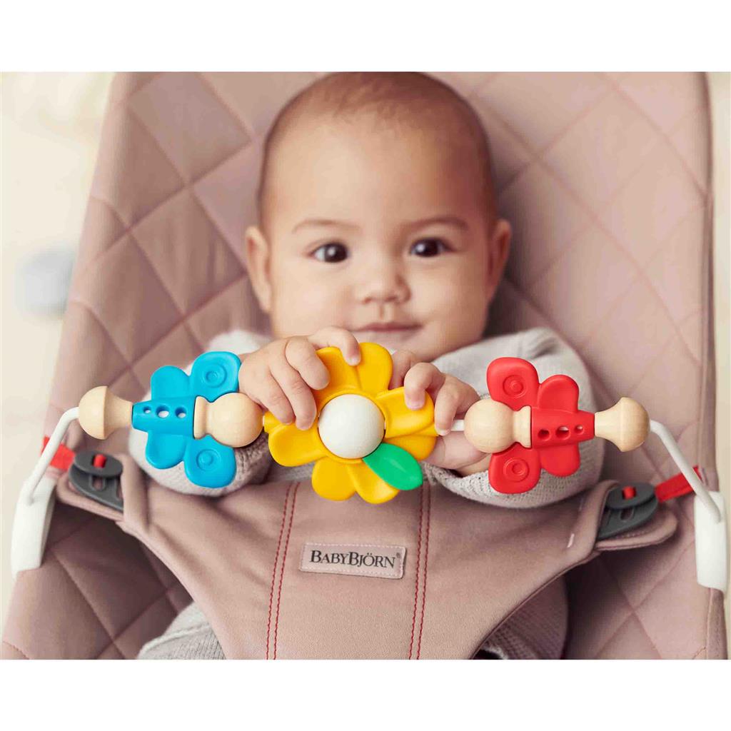 Plaything 'flying friends' bouncer Babybjorn