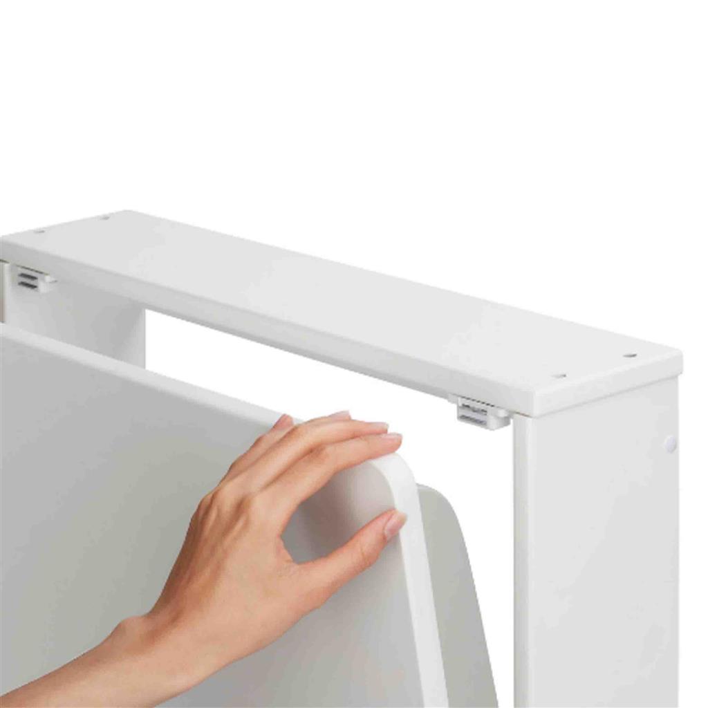 Wall changing table plouf