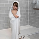 Serviette de bain avec anneau de dentition dry'n play