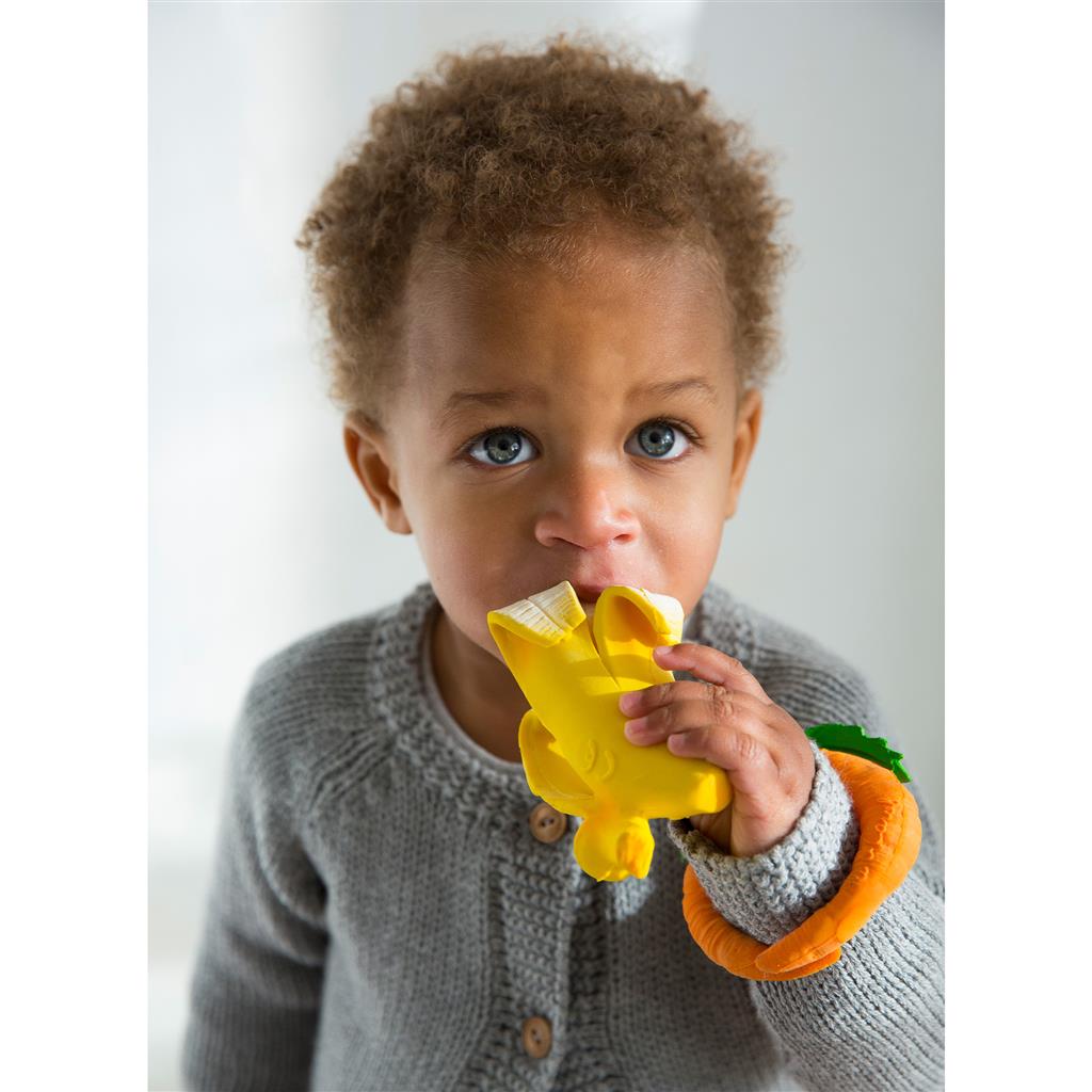 Banana teething ring