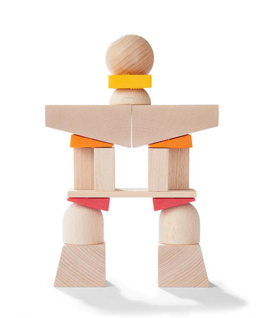 Blocks balancing towers