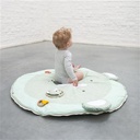 Play mat with arches