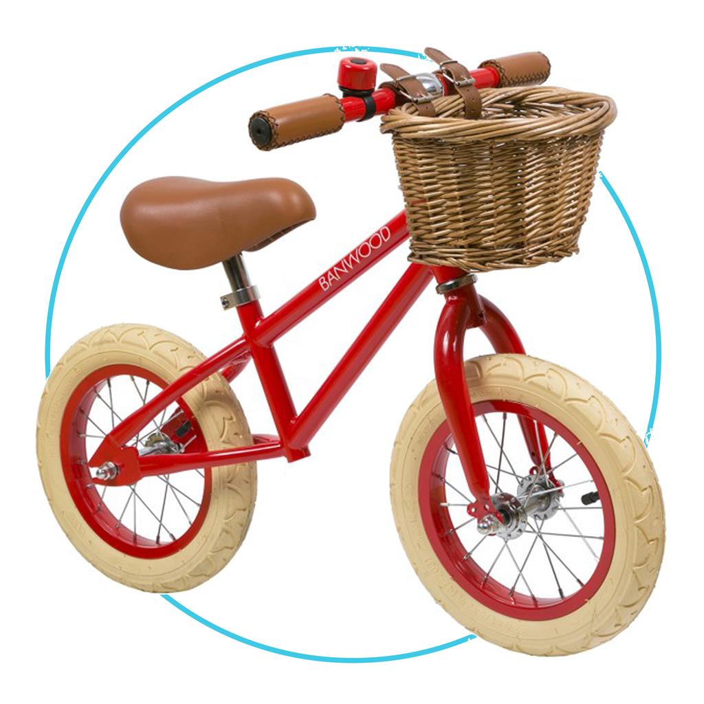 Balance bike first go (red)