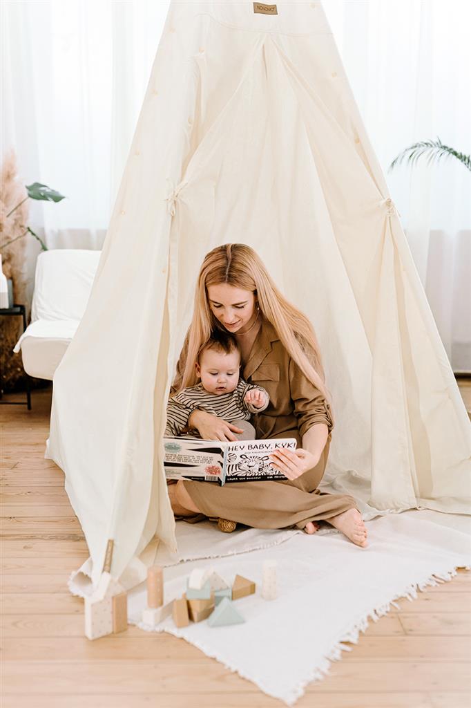 Tipi tent 4 legs