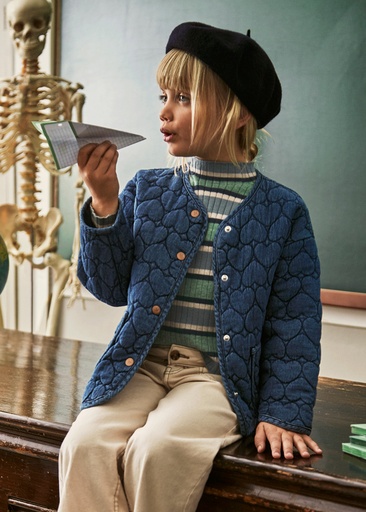 Zachte denim kinderjas met geborduurde grote harten en drukknopen denim 
