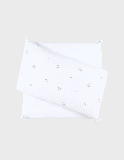 Entourage de lit en mousseline blanche