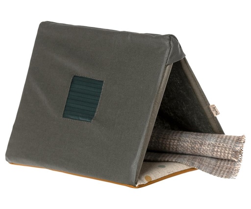 Single tent mouse  
