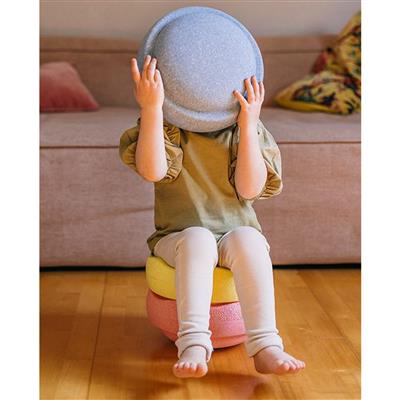 *Empiler des briques de petite taille pastel primary 